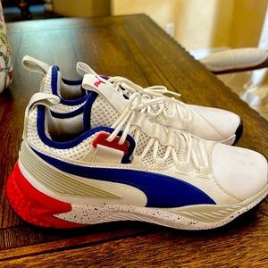 Super cute puma shoe